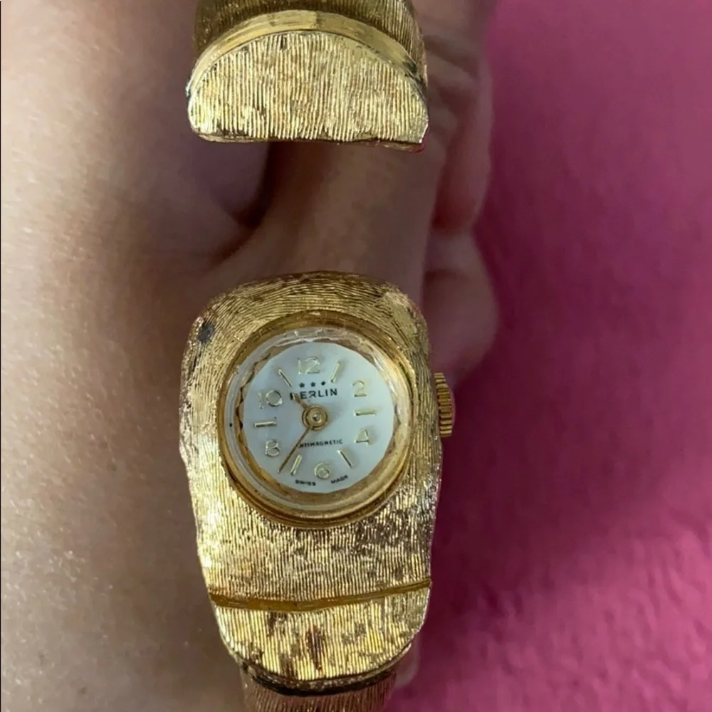 Berlin gold plated antimagnetic watch bracelet